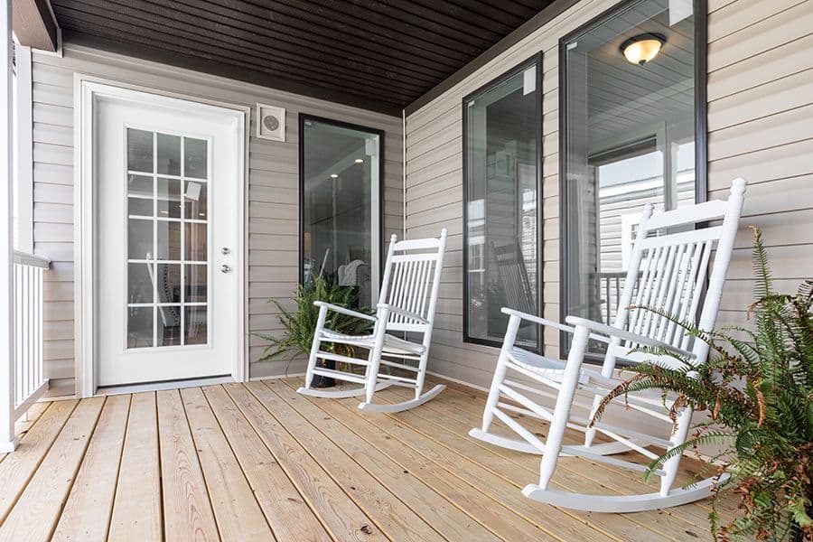 The THE HEWITT Exterior. This Manufactured Mobile Home features 4 bedrooms and 3 baths.
