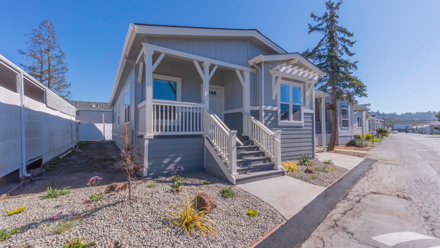 The CORONADO 2456B Exterior. This Manufactured Mobile Home features 3 bedrooms and 2 baths.
