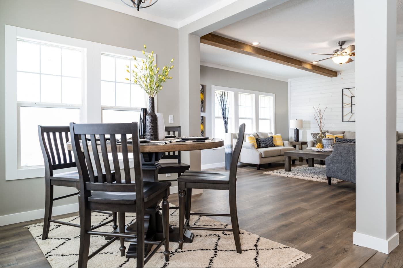 The 1434 CAROLINA "SOUTHERN BELLE" Dining Area. This Manufactured Mobile Home features 3 bedrooms and 2 baths.