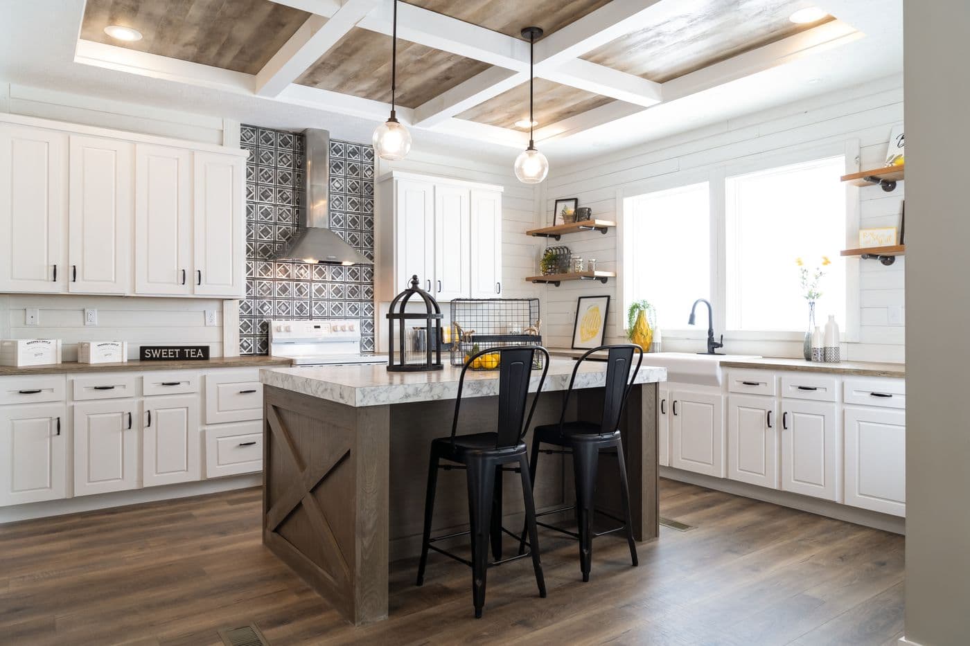 The 1434 CAROLINA "SOUTHERN BELLE" Kitchen. This Manufactured Mobile Home features 3 bedrooms and 2 baths.