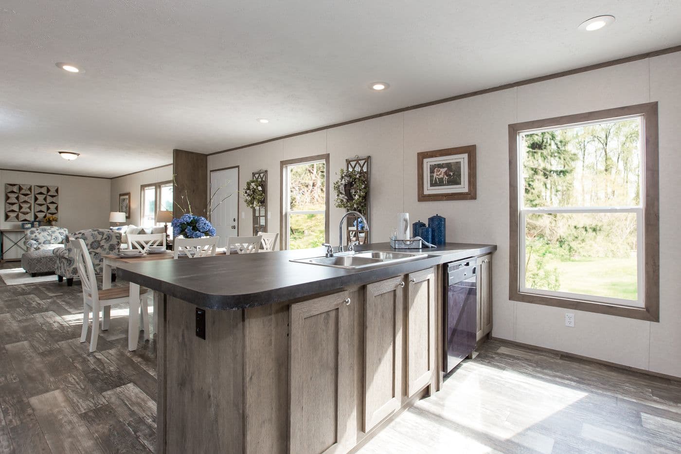 The THE BREEZE 2.5 Kitchen. This Manufactured Mobile Home features 4 bedrooms and 2 baths.
