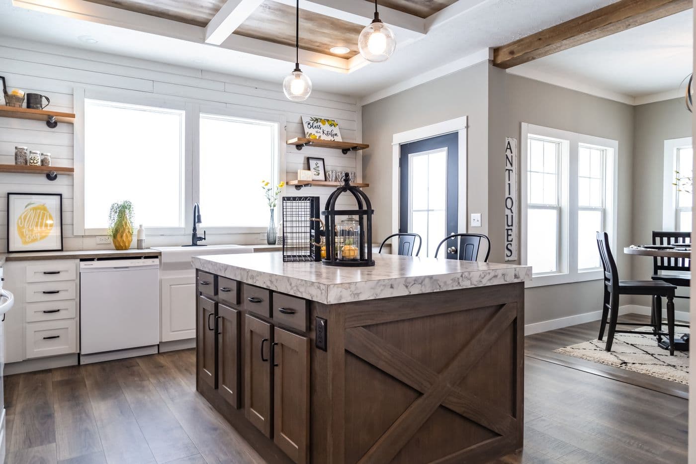 The 1434 CAROLINA "SOUTHERN BELLE" Kitchen. This Manufactured Mobile Home features 3 bedrooms and 2 baths.
