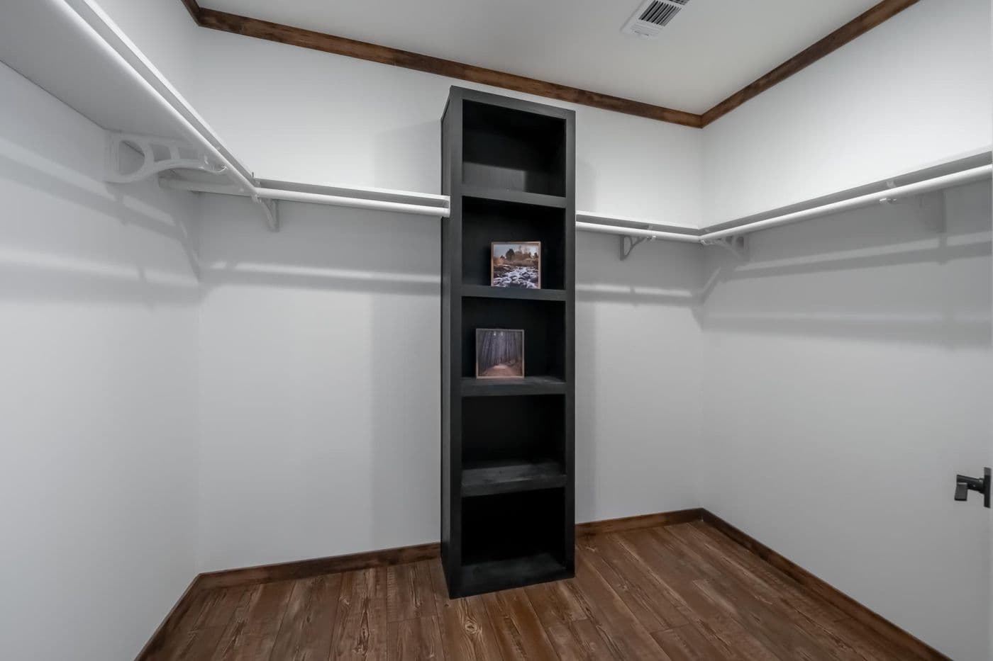 The THE MAGNOLIA Exterior. This Manufactured Mobile Home features 4 bedrooms and 3 baths.