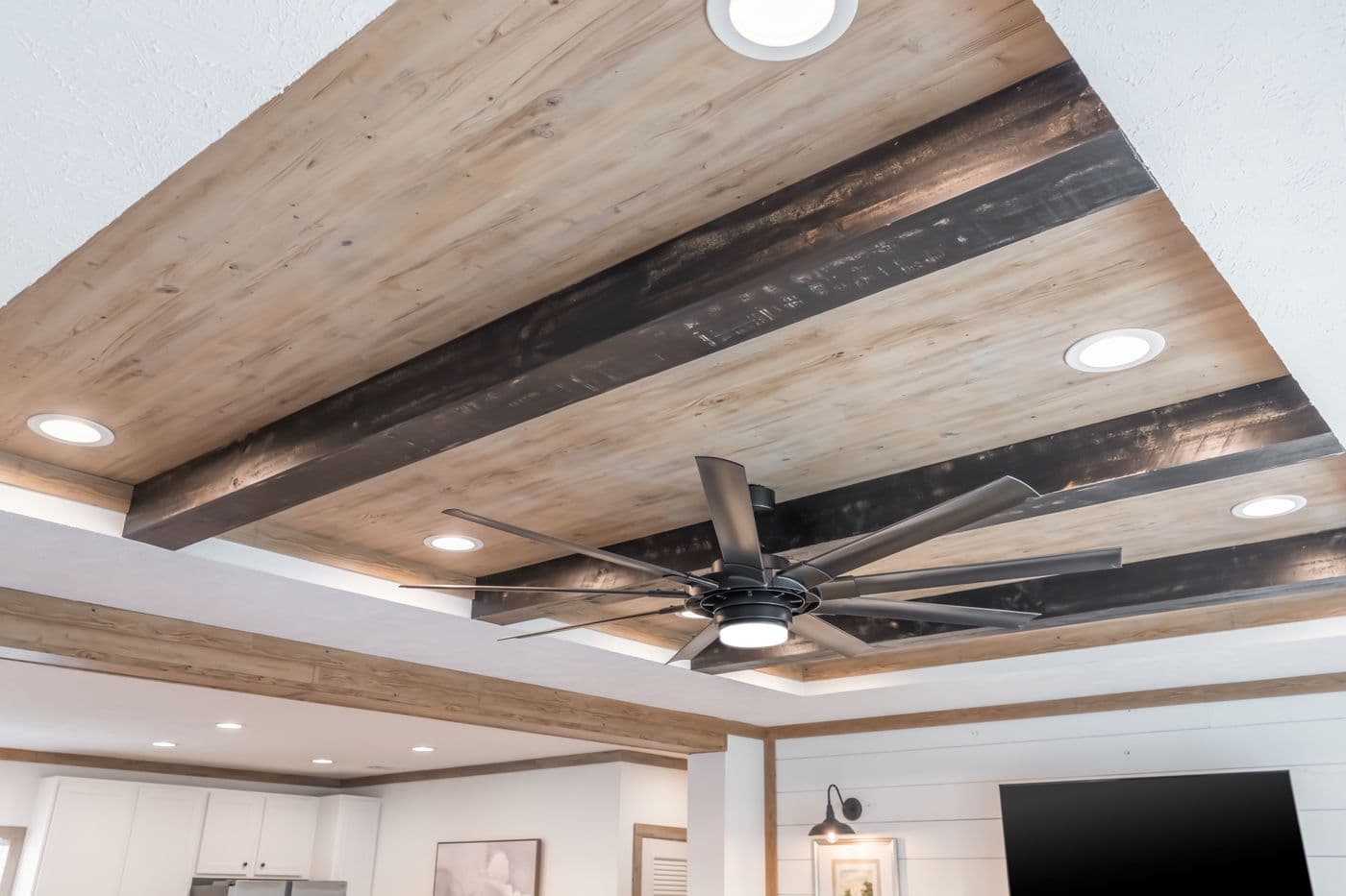 The THE REED Exterior. This Manufactured Mobile Home features 3 bedrooms and 2 baths.