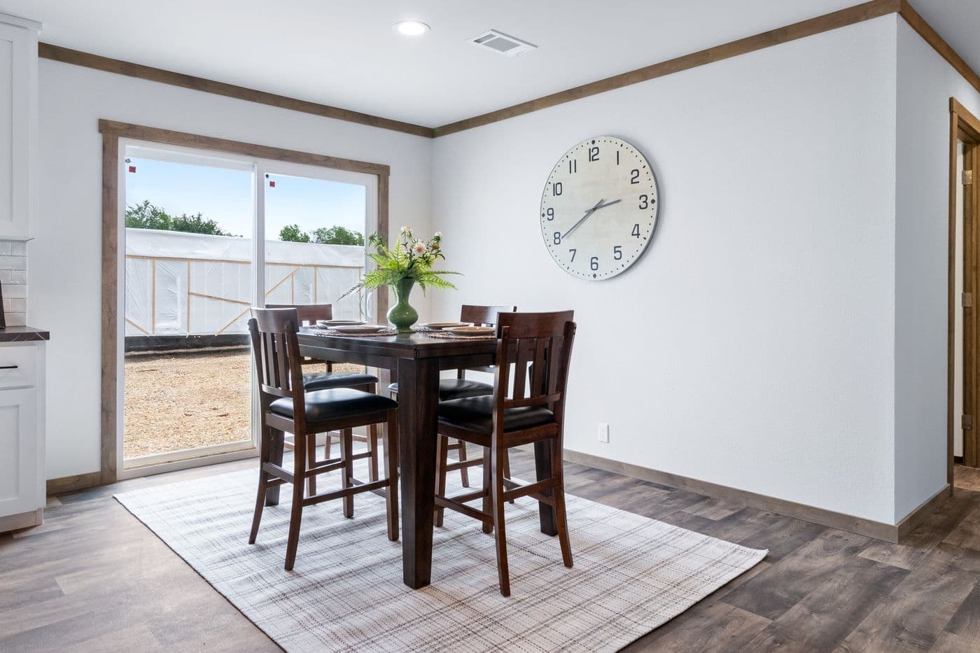 The FARM 3 FLEX ELITE DEN Exterior. This Manufactured Mobile Home features 3 bedrooms and 2 baths.