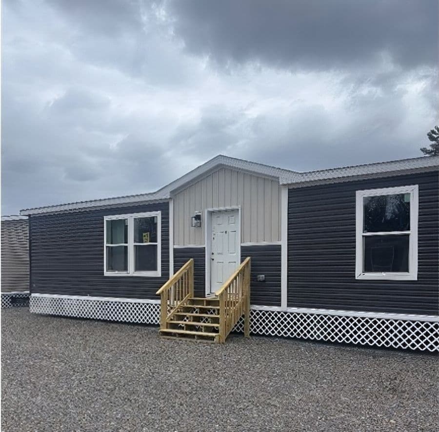 The APATITE 44 Exterior. This Manufactured Mobile Home features 3 bedrooms and 2 baths.