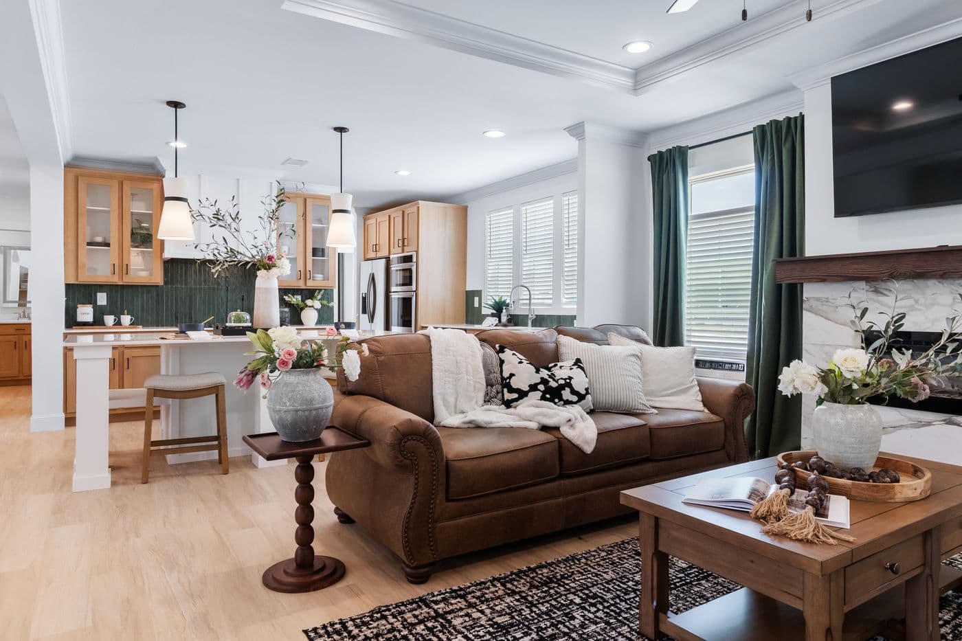 The THE FLORENCE Exterior. This Manufactured Mobile Home features 3 bedrooms and 2.5 baths.