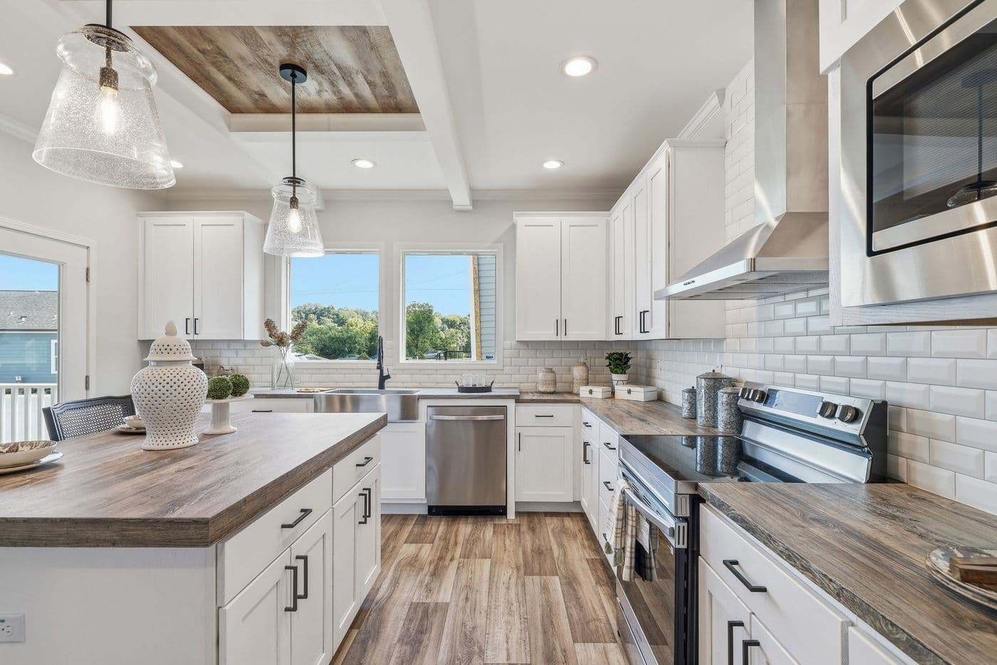 The SOUTHERN CHARM Exterior. This Manufactured Mobile Home features 3 bedrooms and 2 baths.