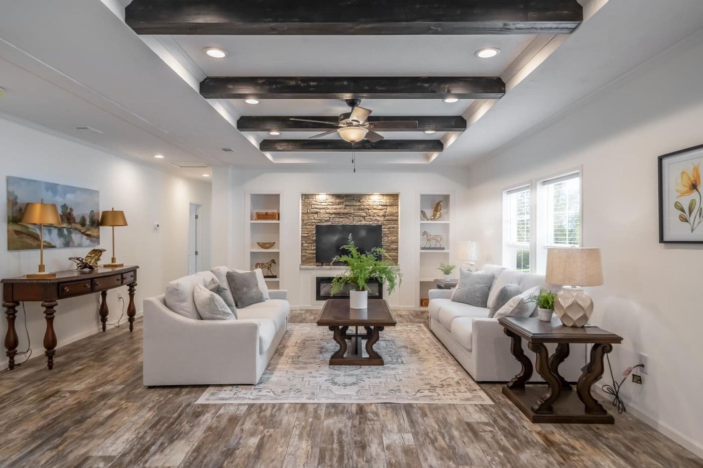 The THE CAROLINA Exterior. This Manufactured Mobile Home features 4 bedrooms and 2 baths.