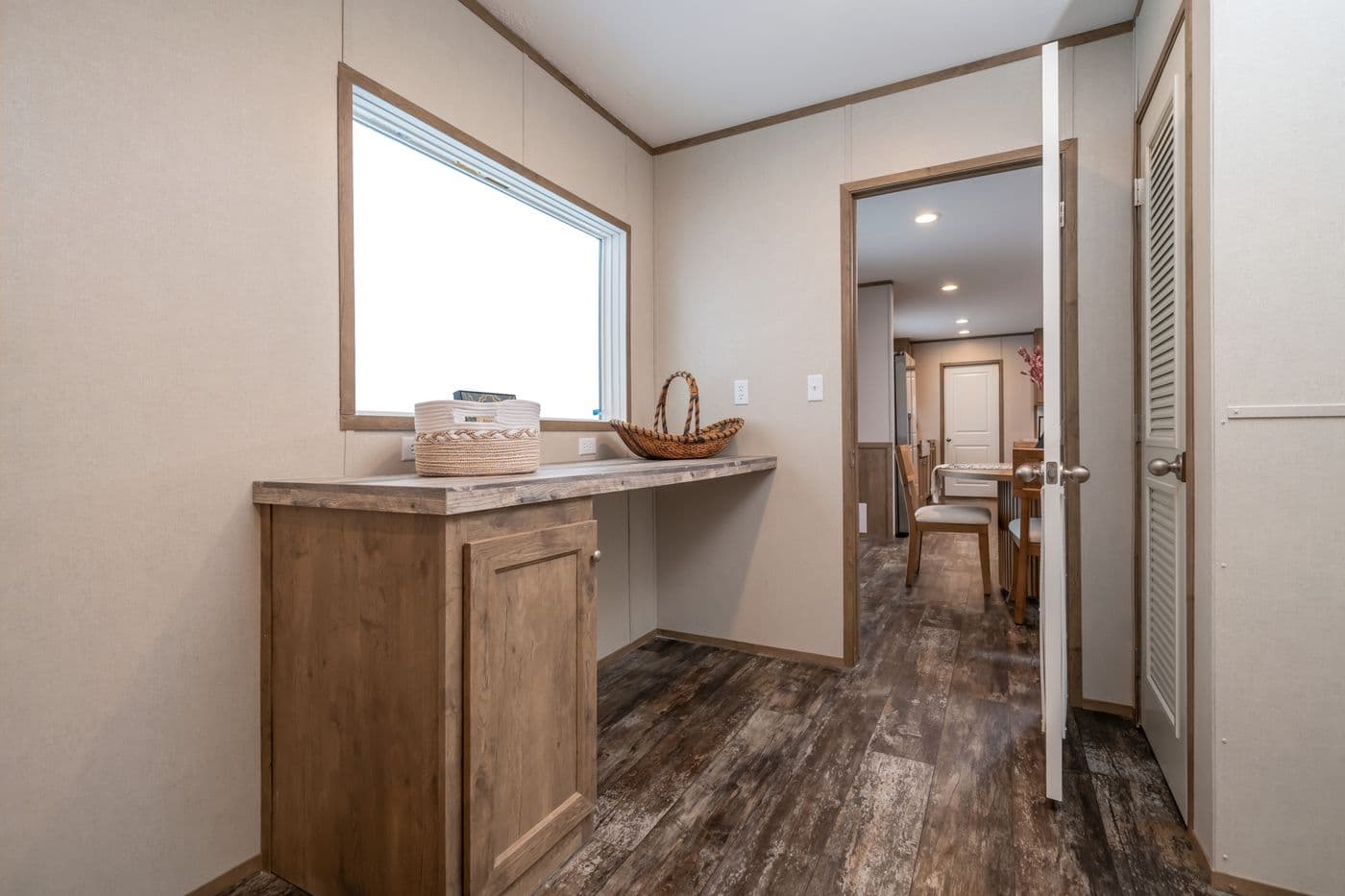 The BELLA VISTA Exterior. This Manufactured Mobile Home features 3 bedrooms and 2 baths.
