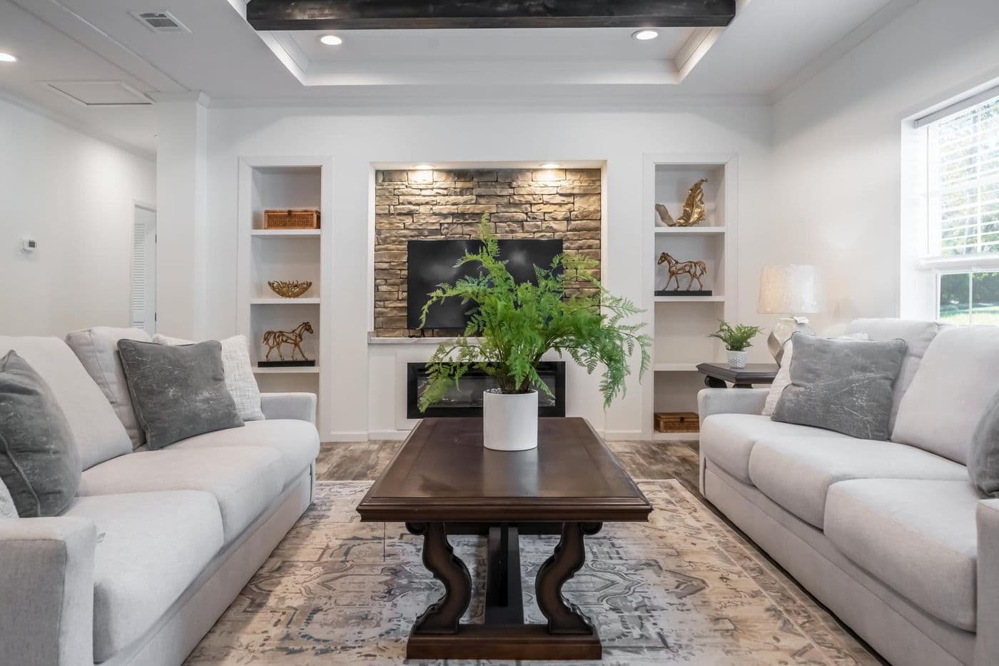 The THE CAROLINA Exterior. This Manufactured Mobile Home features 4 bedrooms and 2 baths.