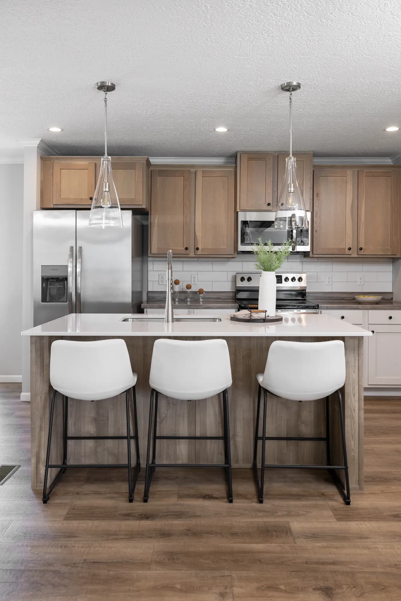 The THE JEFFERSON Kitchen. This Manufactured Mobile Home features 3 bedrooms and 2 baths.
