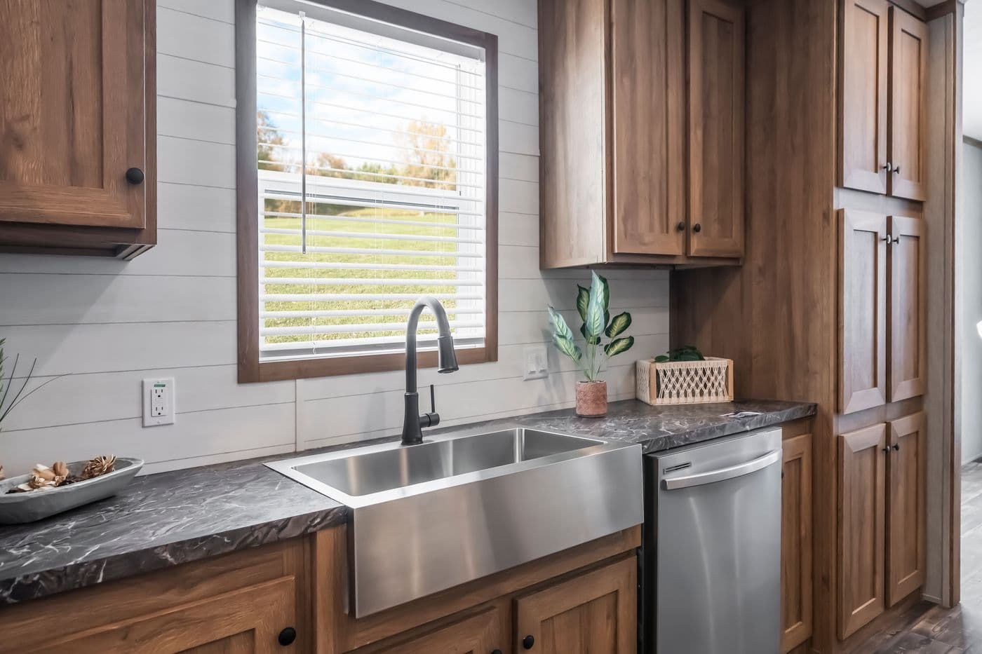 The BLACK DIAMOND Kitchen. This Manufactured Mobile Home features 3 bedrooms and 2 baths.