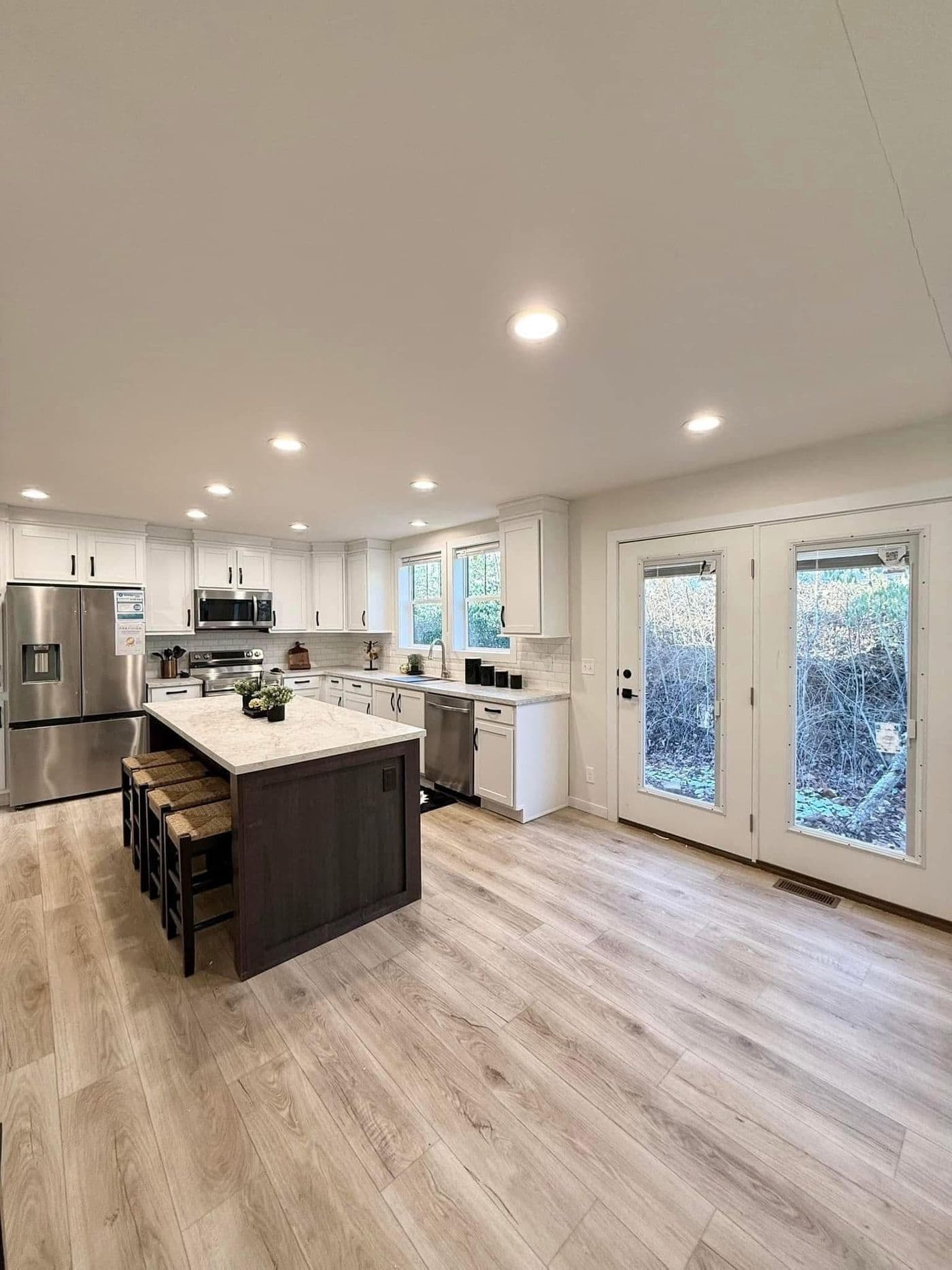 The TOMPKINS BLVD/6428-MS029-1 SEC Kitchen. This Manufactured Mobile Home features 3 bedrooms and 2 baths.