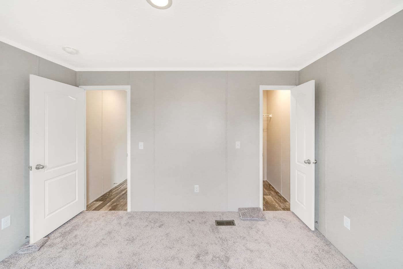 The RUBY Guest Bedroom. This Manufactured Mobile Home features 2 bedrooms and 2 baths.