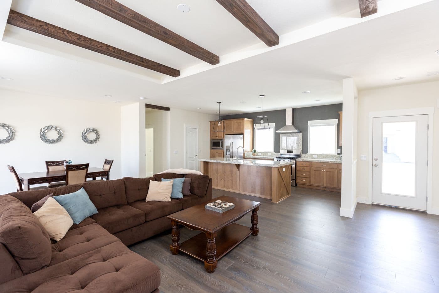 The CORONADO 24563C Living Room. This Manufactured Mobile Home features 3 bedrooms and 2 baths.