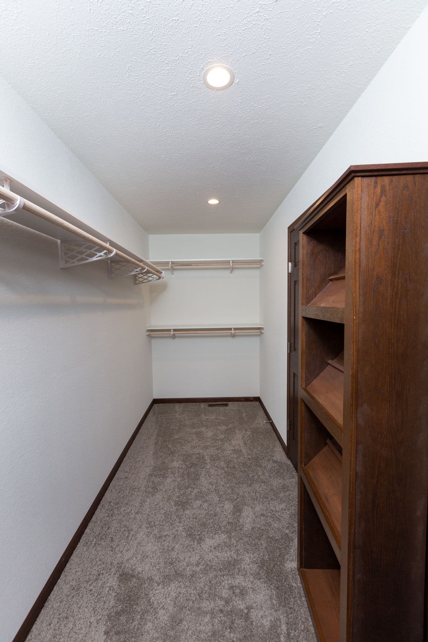 The LEGEND 86 Primary Bedroom. This Manufactured Mobile Home features 3 bedrooms and 2 baths.