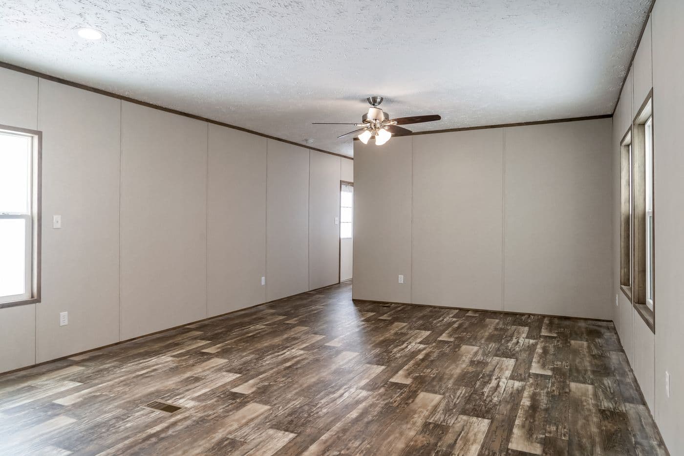 The THE BREEZE 76 Exterior. This Manufactured Mobile Home features 3 bedrooms and 2 baths.