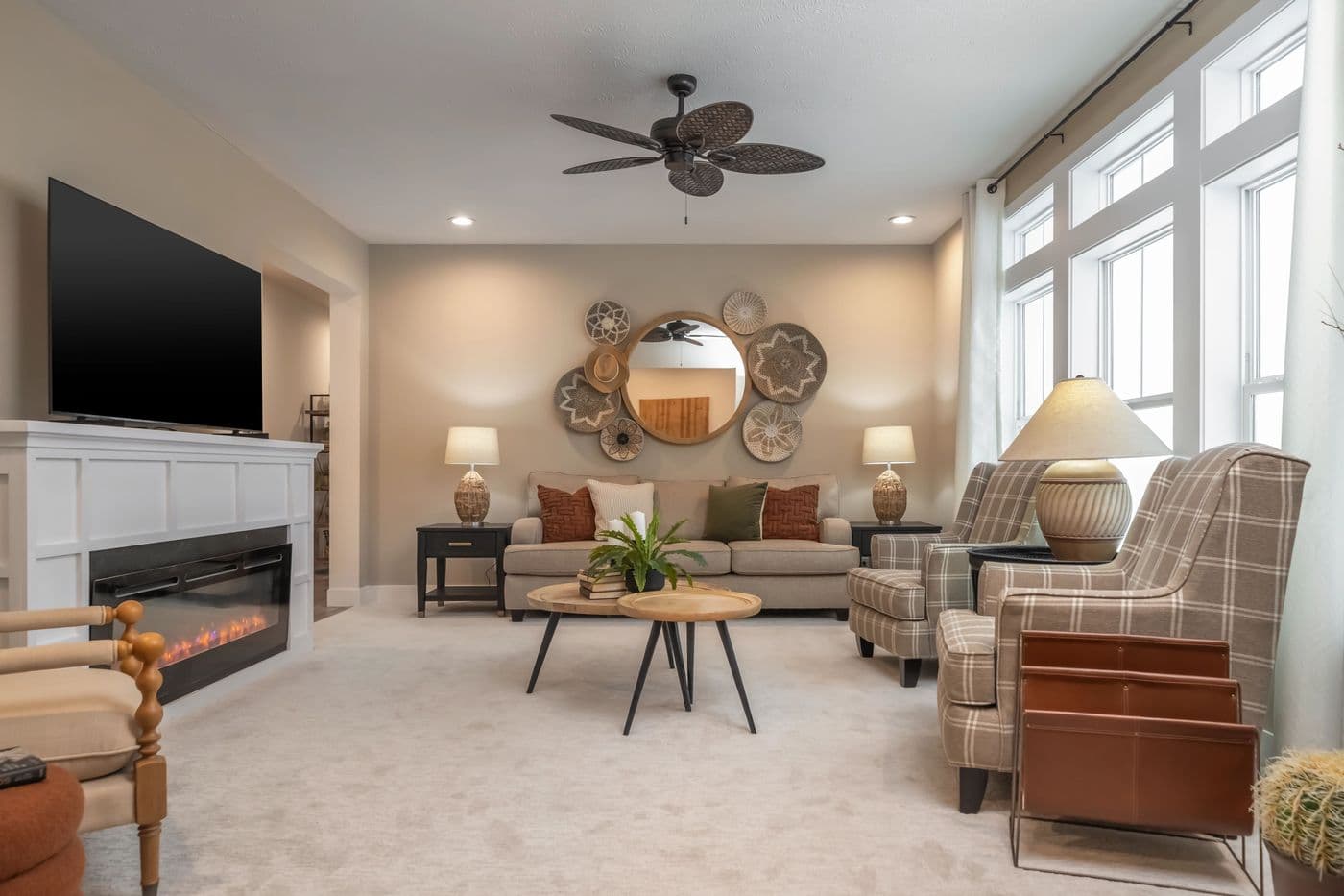 The PARADISE/6430-MS053 SECT Living Room. This Manufactured Mobile Home features 3 bedrooms and 2 baths.