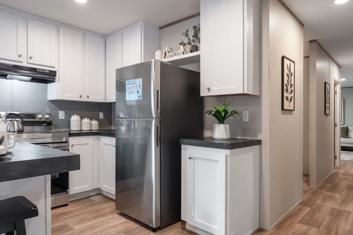 The ECLIPSE Kitchen. This Manufactured Mobile Home features 4 bedrooms and 2 baths.