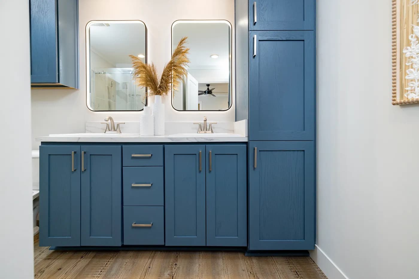 The CEDAR Primary Bathroom. This Manufactured Mobile Home features 2 bedrooms and 2 baths.