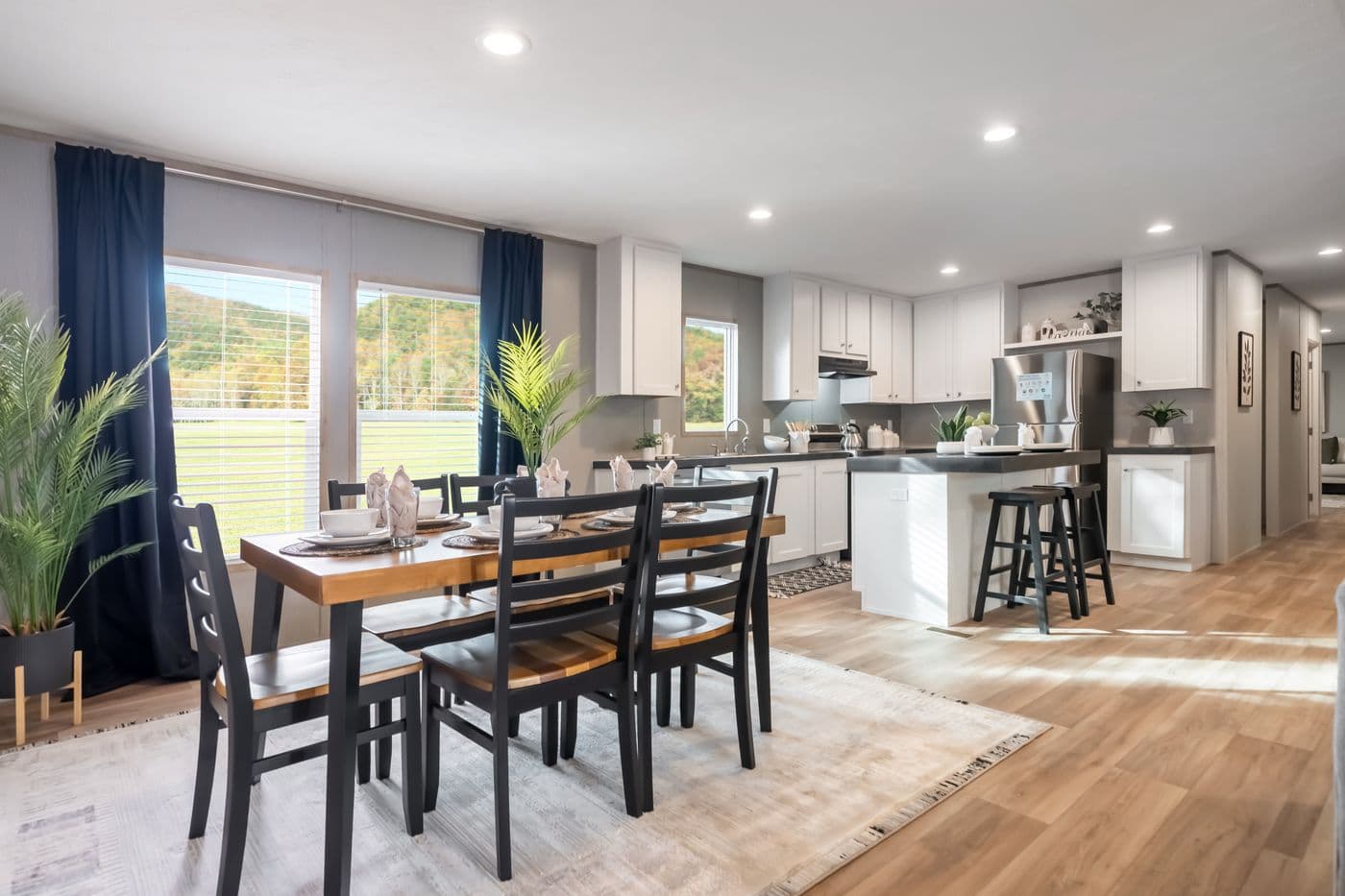The ECLIPSE Kitchen. This Manufactured Mobile Home features 4 bedrooms and 2 baths.