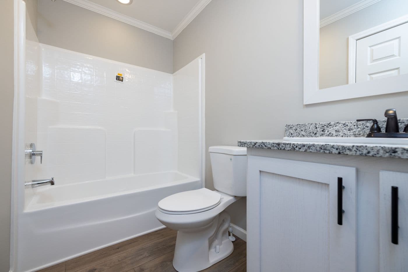 The HAWTHORNE Guest Bathroom. This Manufactured Mobile Home features 3 bedrooms and 2 baths.