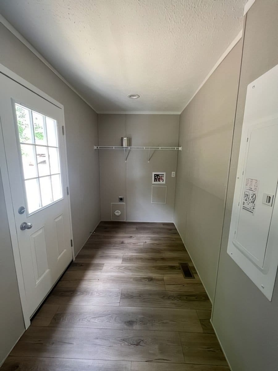 The JADE 40 Utility Room. This Manufactured Mobile Home features 2 bedrooms and 2 baths.