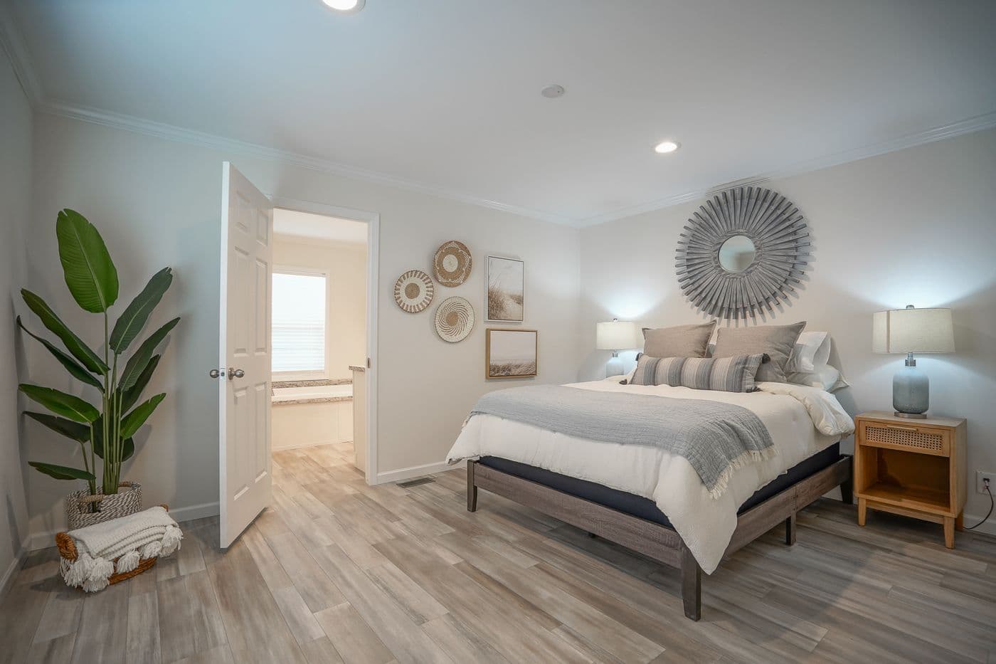 The 777-2 "COOL BREEZE" 7616 Primary Bedroom. This Manufactured Mobile Home features 3 bedrooms and 2 baths.