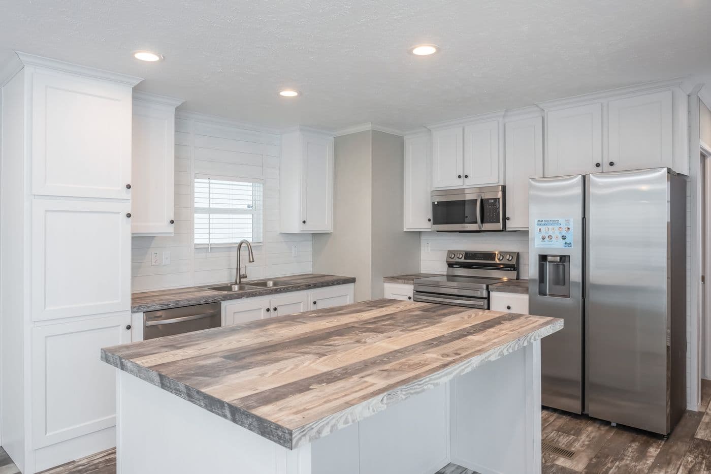 The WILLOW Kitchen. This Manufactured Mobile Home features 3 bedrooms and 2 baths.