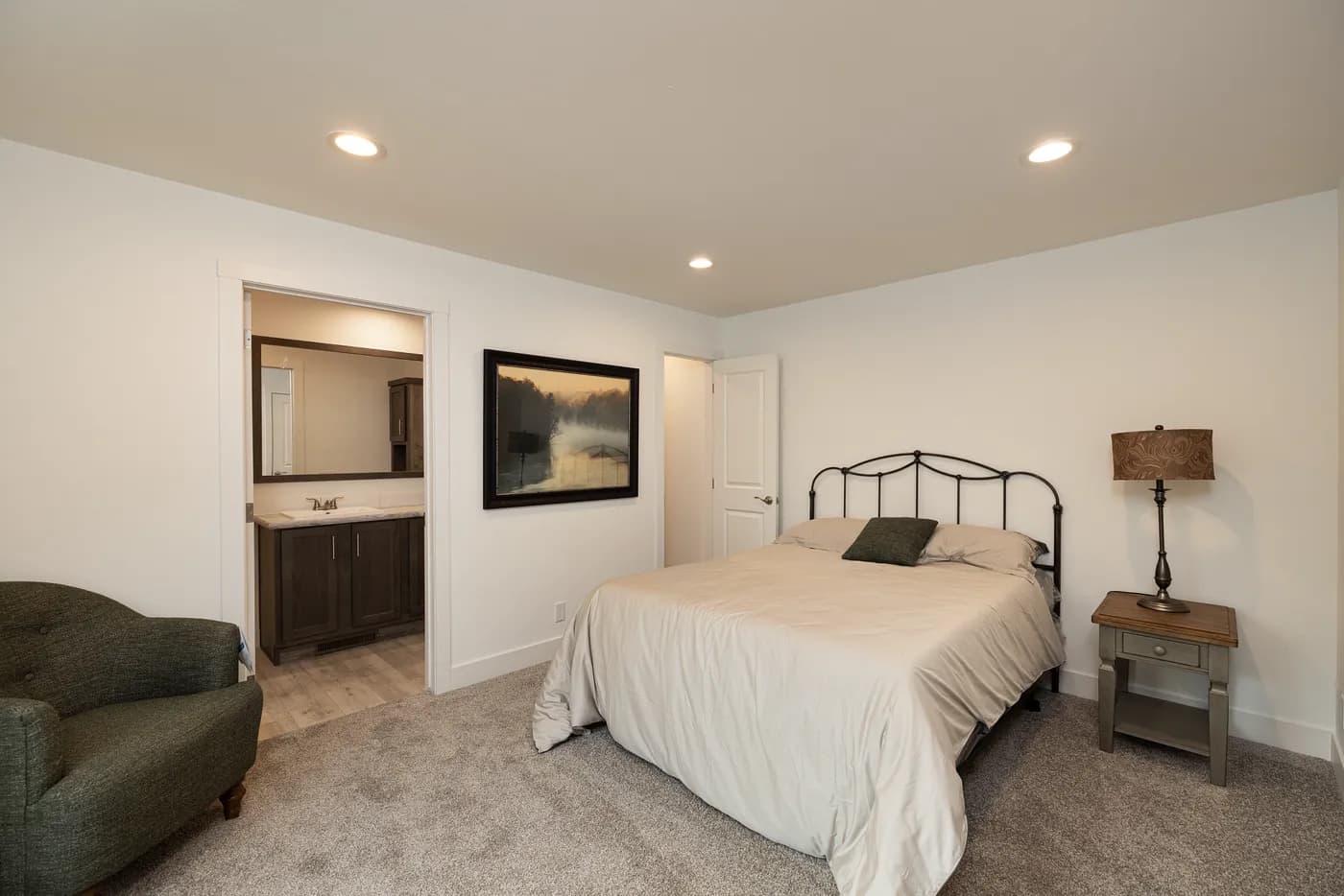 The RAMSEY 217-1 Primary Bathroom. This Manufactured Mobile Home features 3 bedrooms and 2 baths.