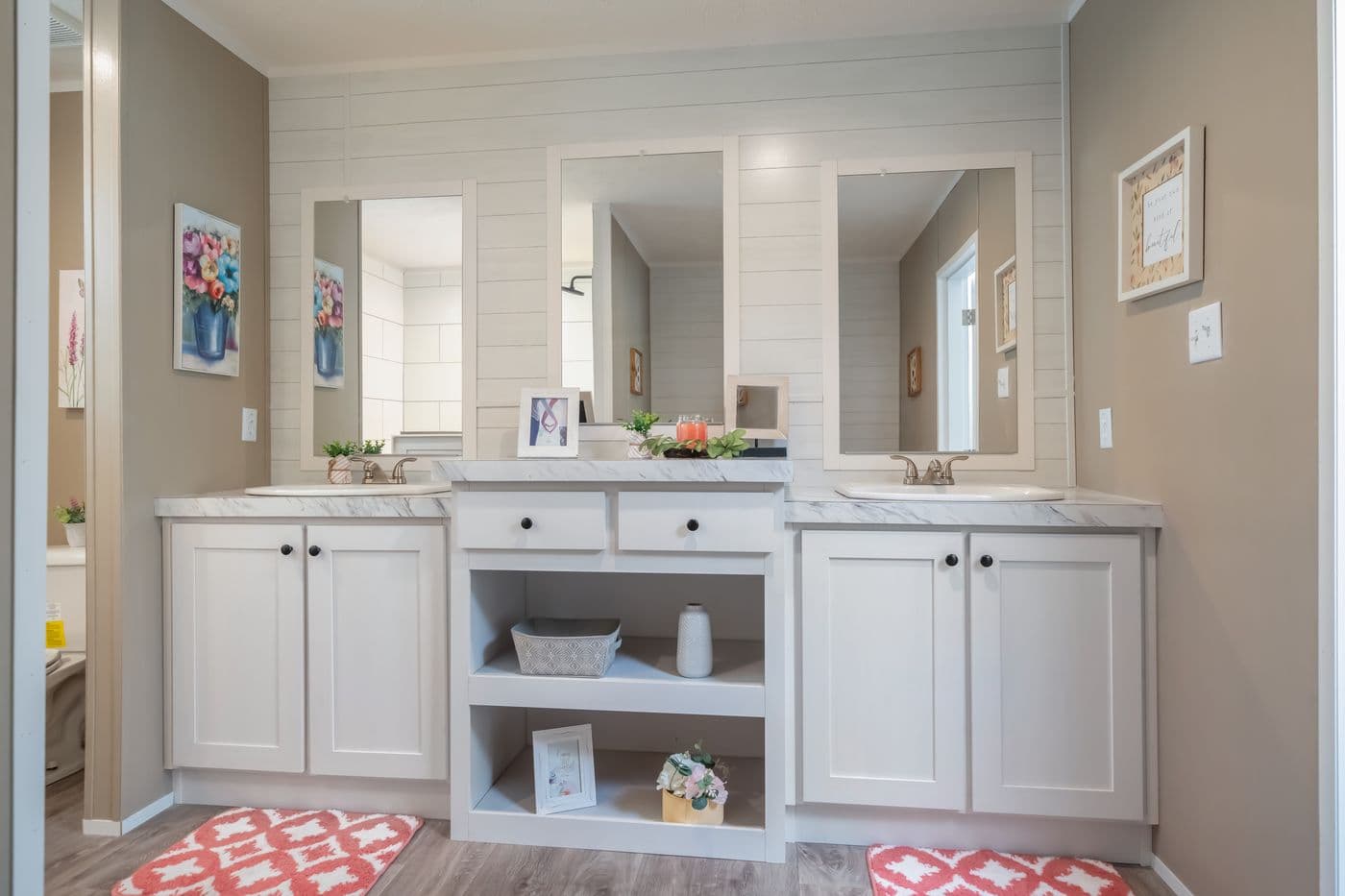 The ISLAND BREEZE Primary Bathroom. This Manufactured Mobile Home features 3 bedrooms and 2 baths.