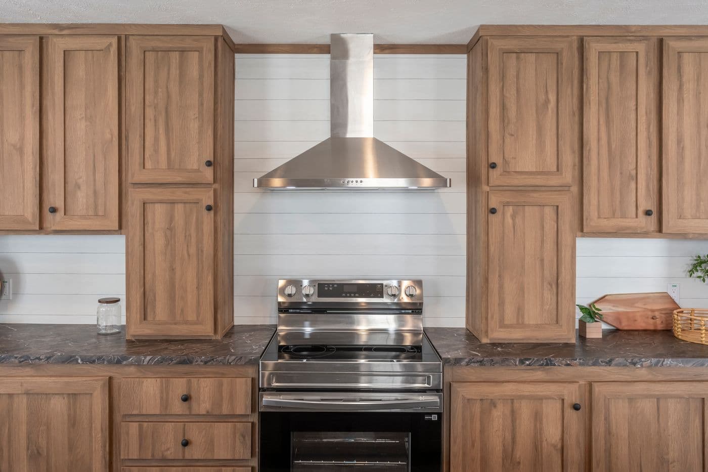 The BLACK DIAMOND Kitchen. This Manufactured Mobile Home features 3 bedrooms and 2 baths.