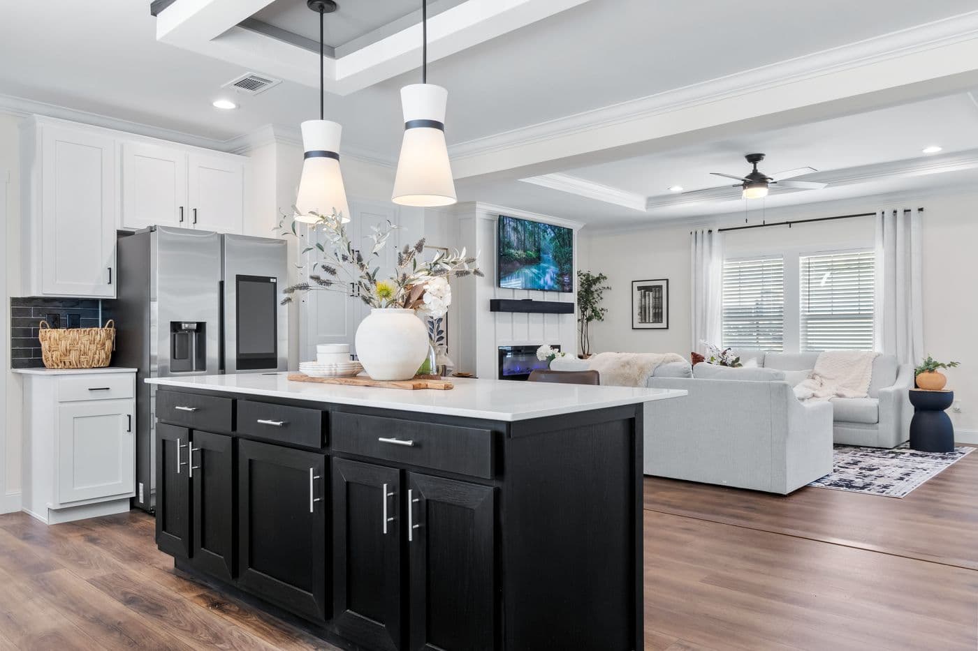 The THE IRON PEAK Kitchen. This Manufactured Mobile Home features 4 bedrooms and 2 baths.