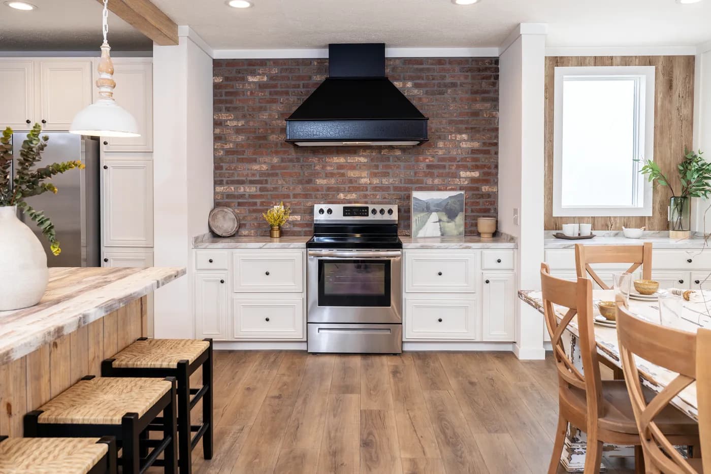 The THE ANNA FAE Kitchen. This Manufactured Mobile Home features 3 bedrooms and 2 baths.