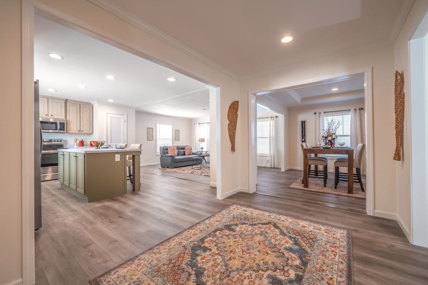 The 4220 "ATLANTIC" 7228 Foyer. This Manufactured Mobile Home features 3 bedrooms and 2 baths.