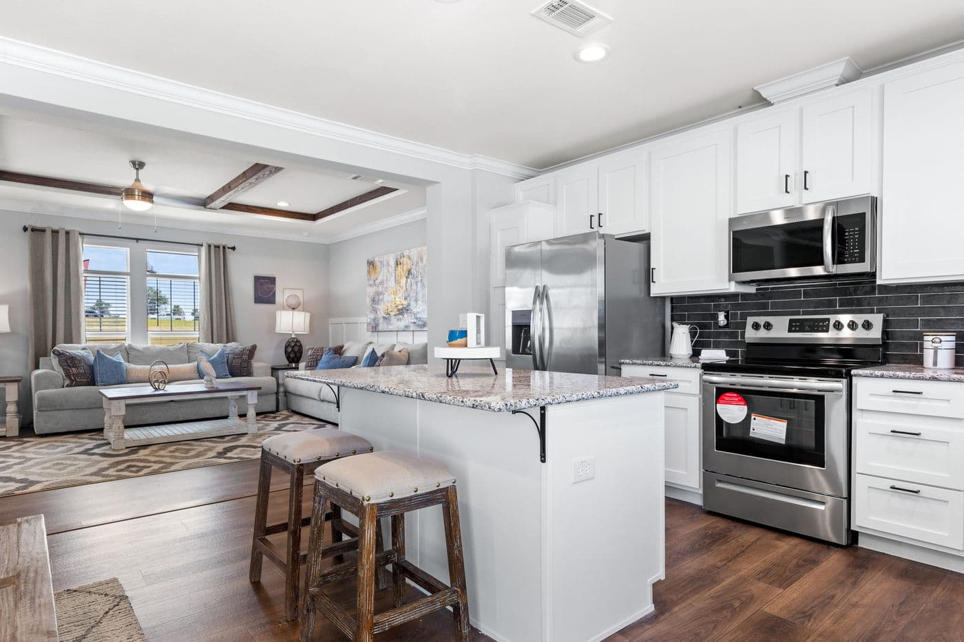 The EL CAPITAN Kitchen. This Manufactured Mobile Home features 3 bedrooms and 2 baths.