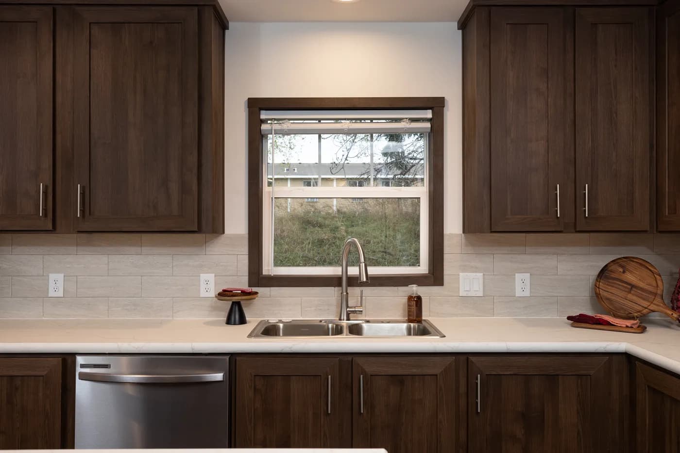 The RAMSEY 75 Kitchen. This Manufactured Mobile Home features 4 bedrooms and 2 baths.
