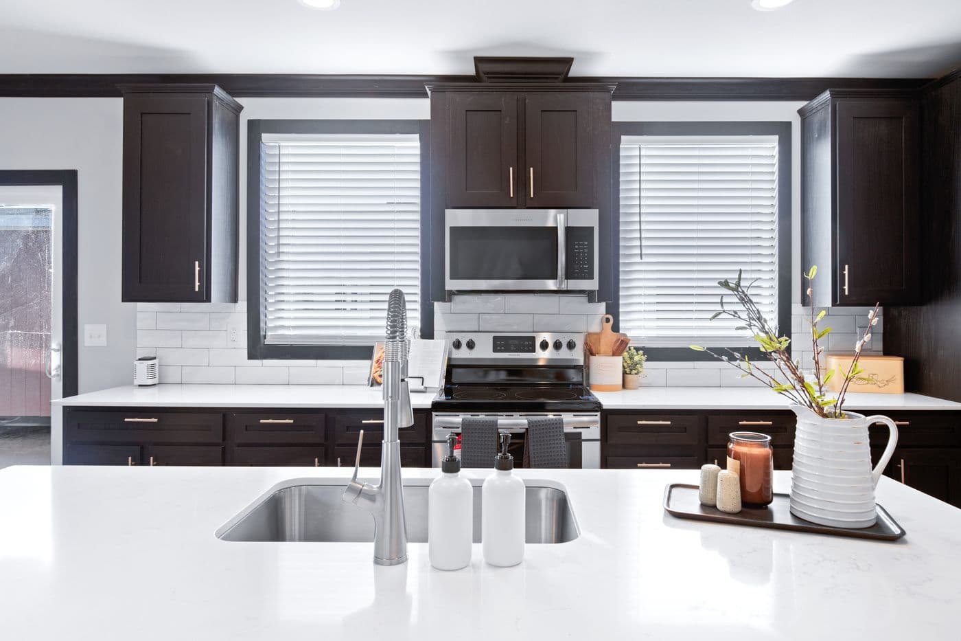 The THE LOUIS Kitchen. This Manufactured Mobile Home features 4 bedrooms and 3 baths.