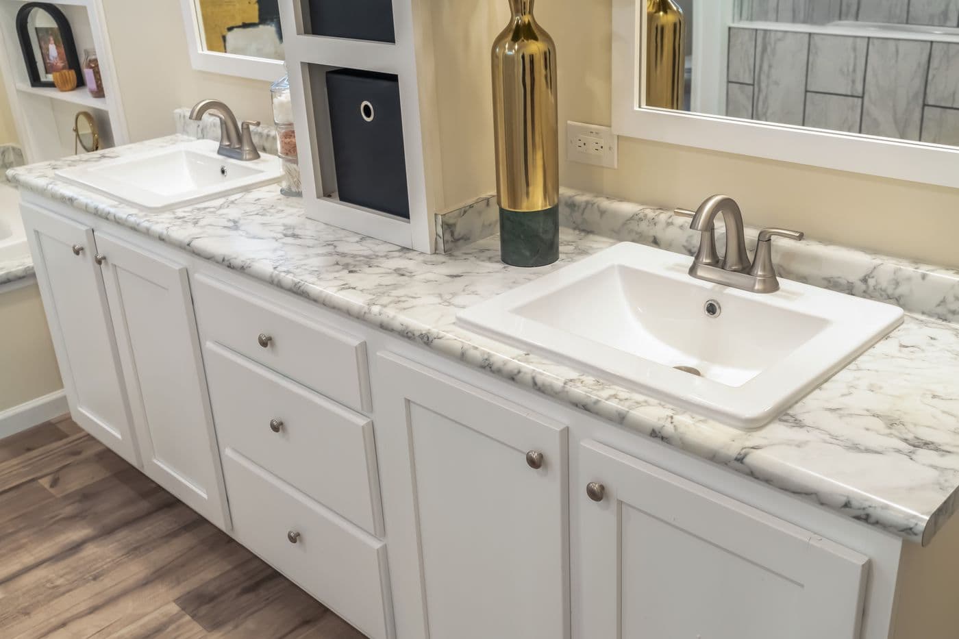 The SUPER 68 ELITE Primary Bathroom. This Manufactured Mobile Home features 3 bedrooms and 2 baths.