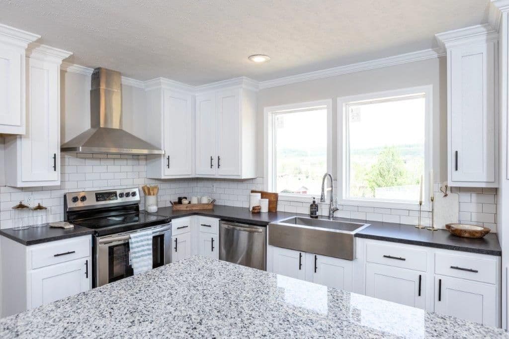 The HAWTHORNE Kitchen. This Manufactured Mobile Home features 3 bedrooms and 2 baths.