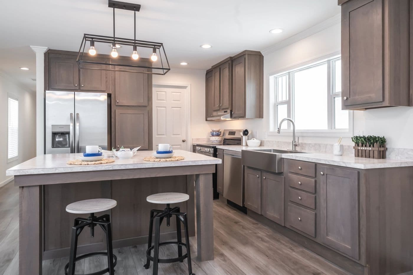 The 5406 "PINEHAVEN" 7616 Kitchen. This Manufactured Mobile Home features 3 bedrooms and 2 baths.