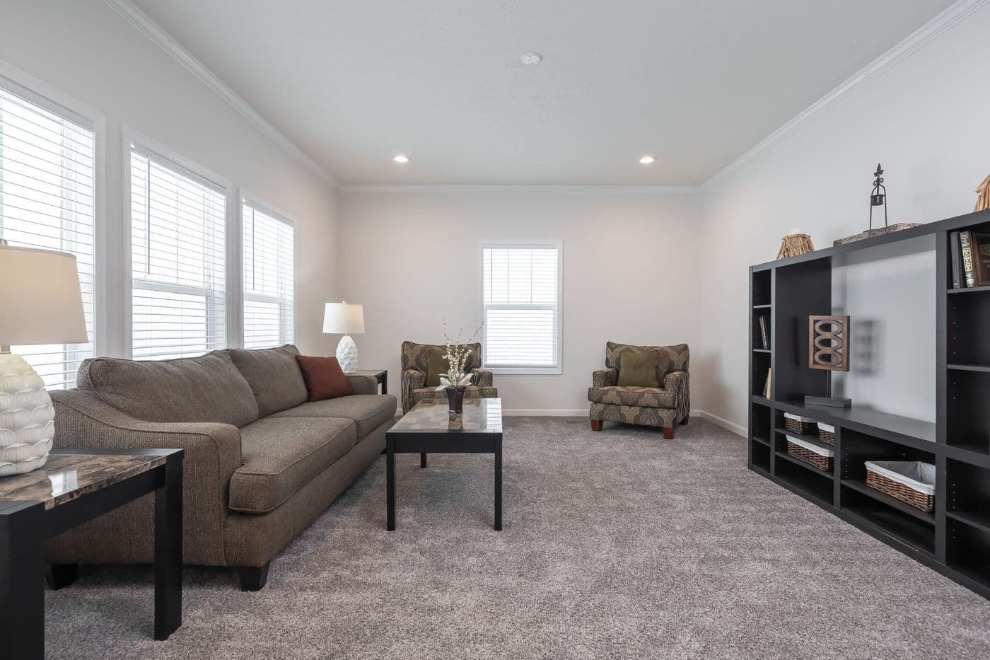 The 4872 ENTERPRISE 32X76 MODULAR Family Room. This Modular Home features 4 bedrooms and 2 baths.
