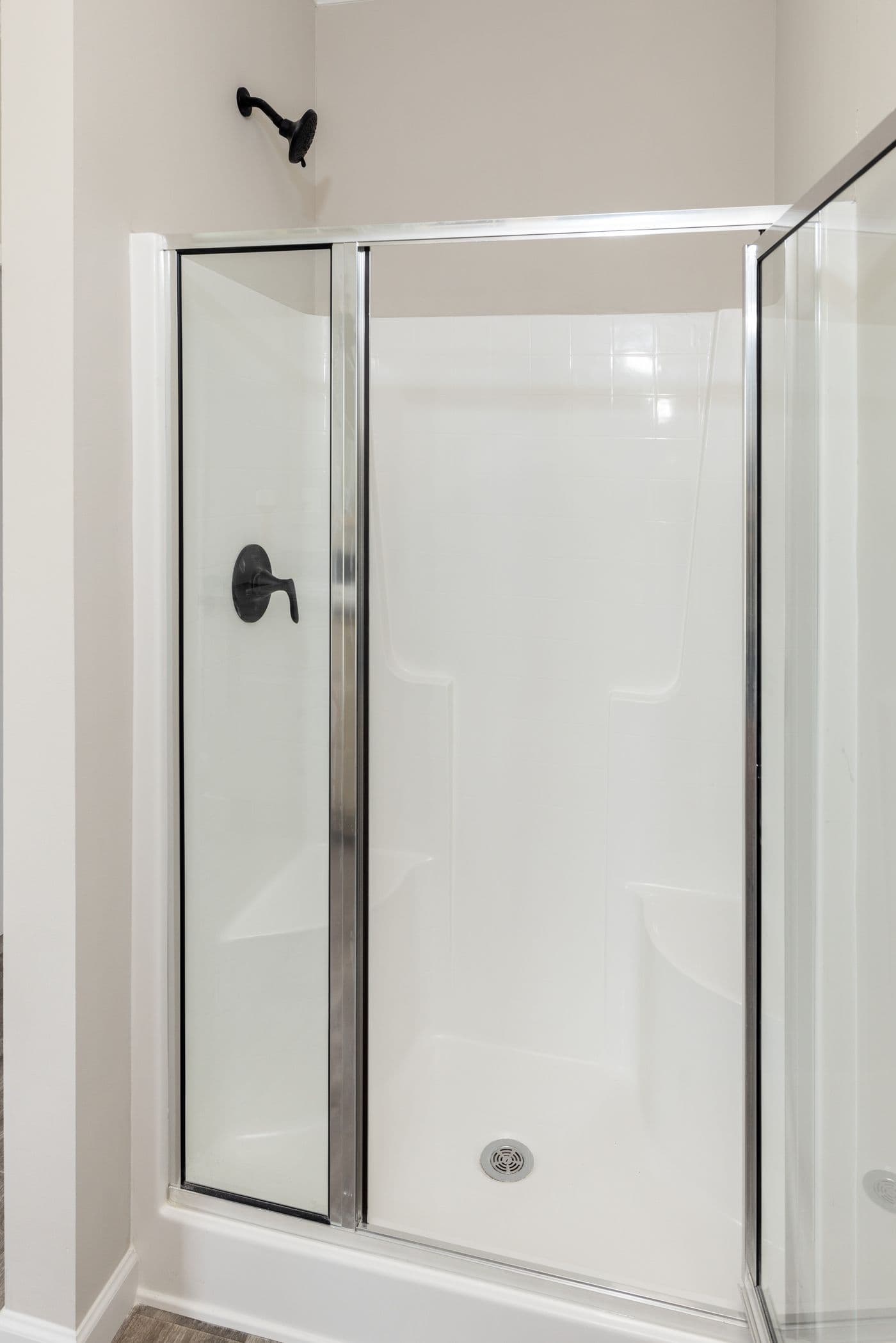 The THE ROGUE Primary Bathroom. This Manufactured Mobile Home features 3 bedrooms and 2 baths.