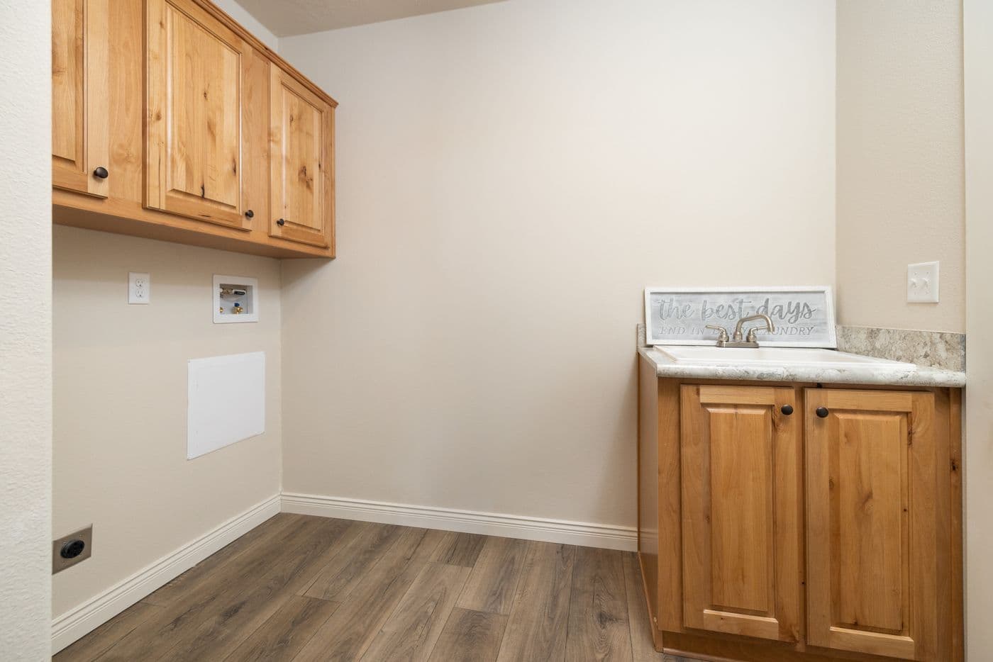 The TH601F                 CLAYTON Utility Room. This Manufactured Mobile Home features 3 bedrooms and 2 baths.