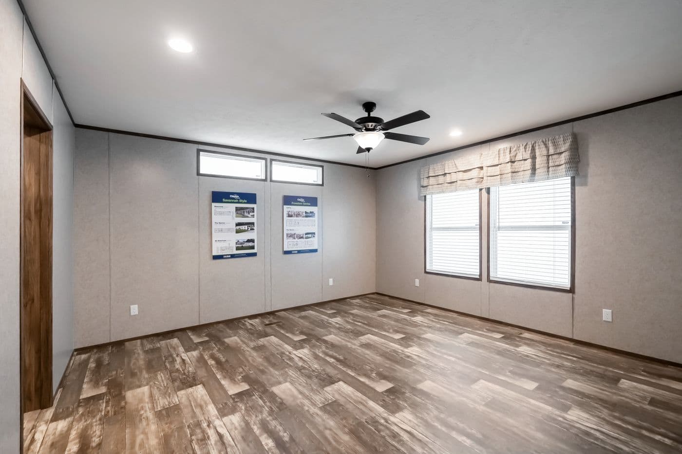 The LOCKLEAR Exterior. This Manufactured Mobile Home features 4 bedrooms and 2 baths.