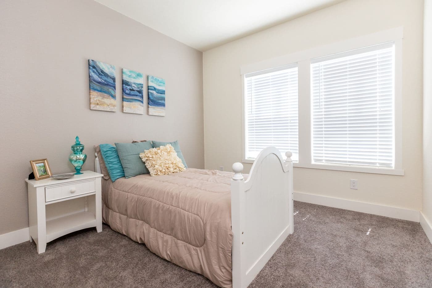 The CORONADO 24563C Guest Bedroom. This Manufactured Mobile Home features 3 bedrooms and 2 baths.