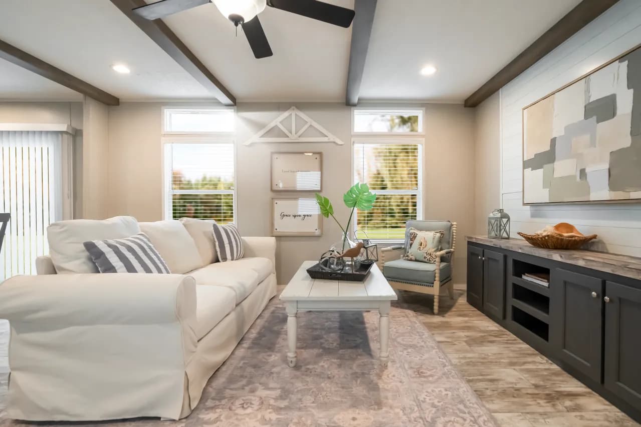 The ANNIVERSARY CHOICE Exterior. This Manufactured Mobile Home features 3 bedrooms and 2 baths.