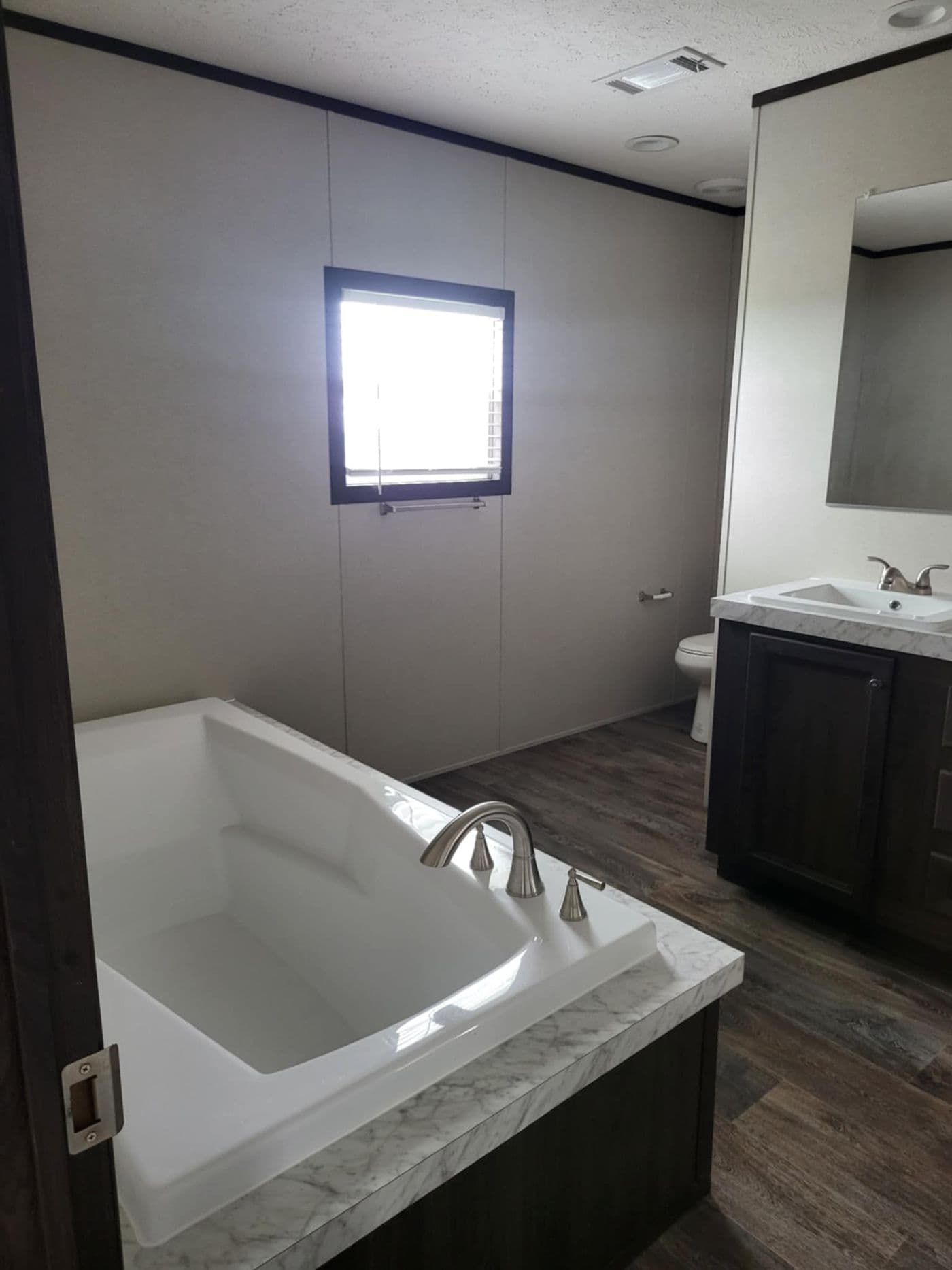 Soaker Tub