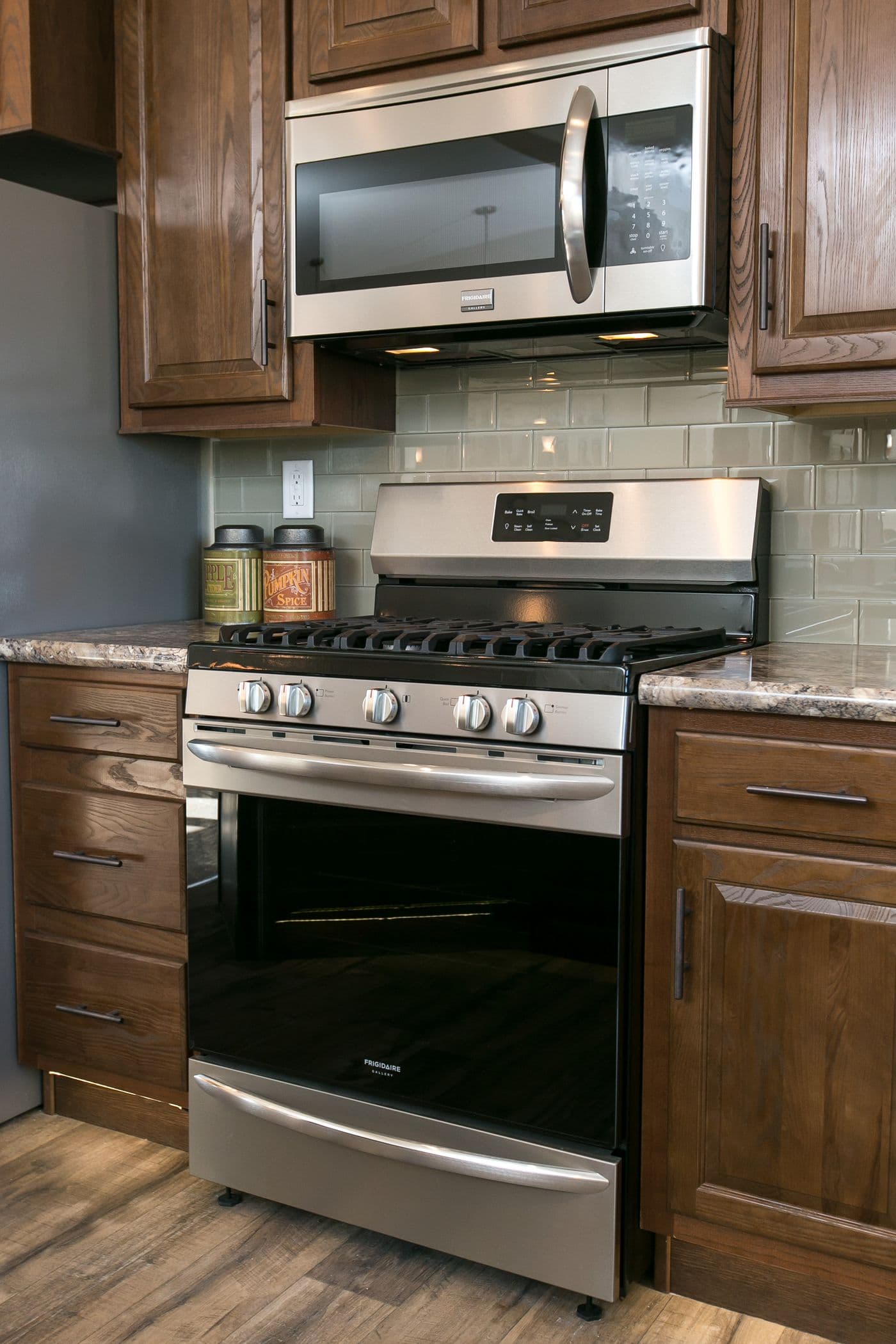 The INTEGRITY 98 MOD Kitchen. This Manufactured Mobile Home features 2 bedrooms and 2 baths.